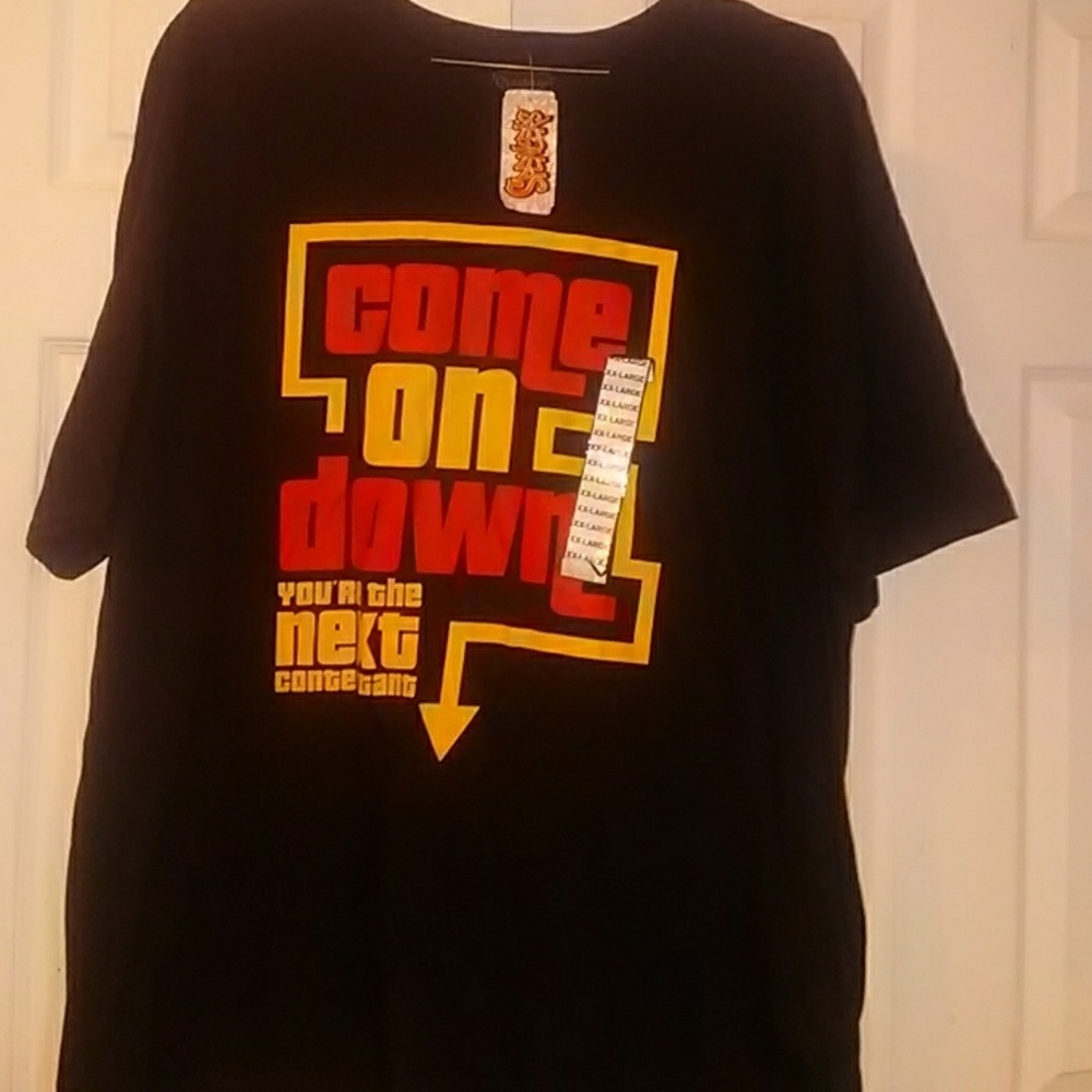NWT Unisex "Come On Down" Tee